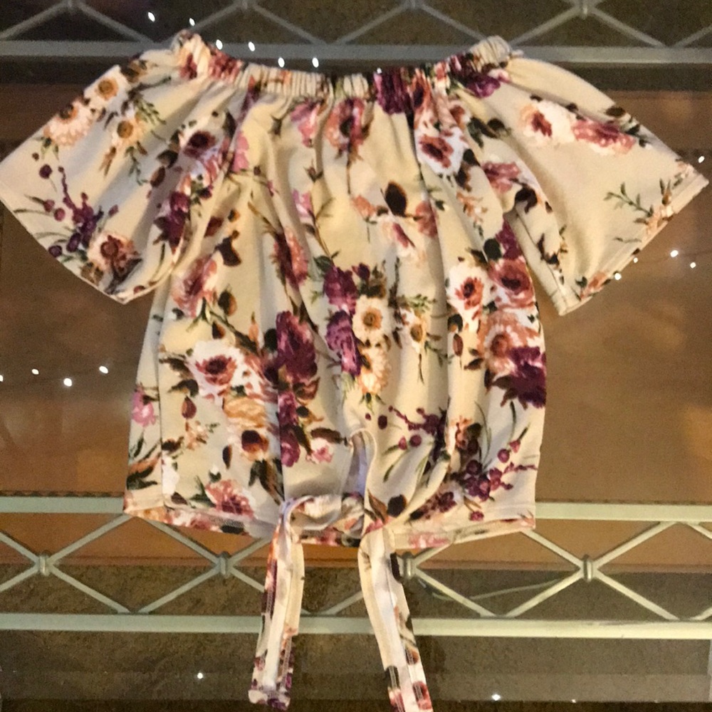 Floral top. Off the shoulder option.